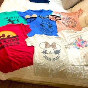 Disney bundle! Men’s and women’s tshirts, Mickey ears and earrings